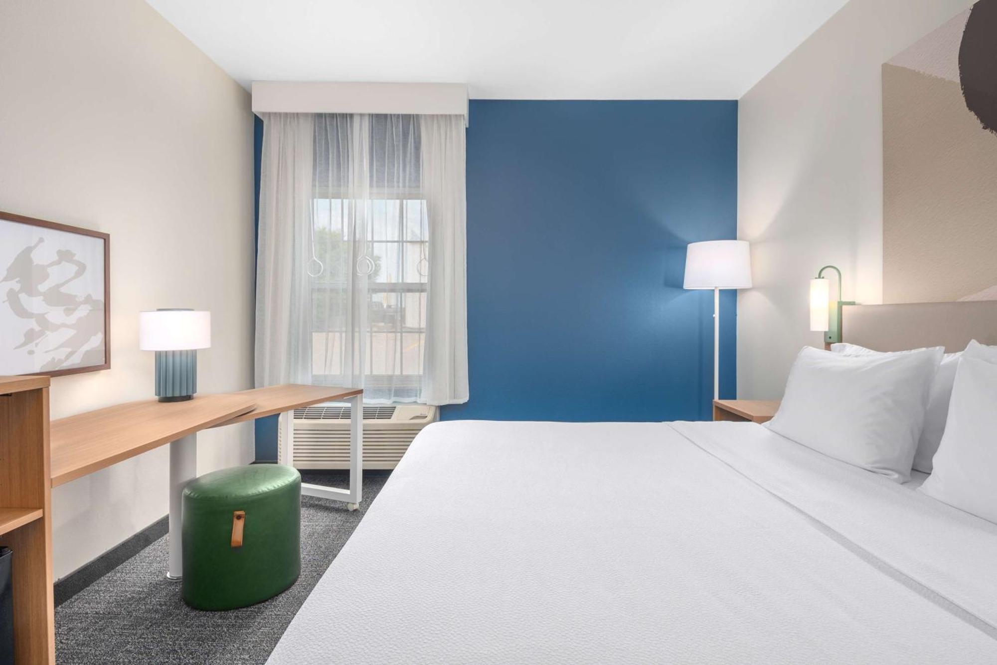 Spark By Hilton 2*